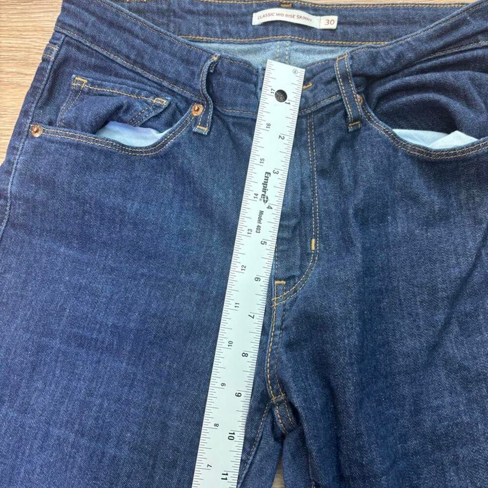 Levis Classic Mid Rise - Picture 5 of 5